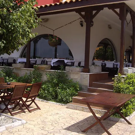 Marina Cape 89 Апартаменты