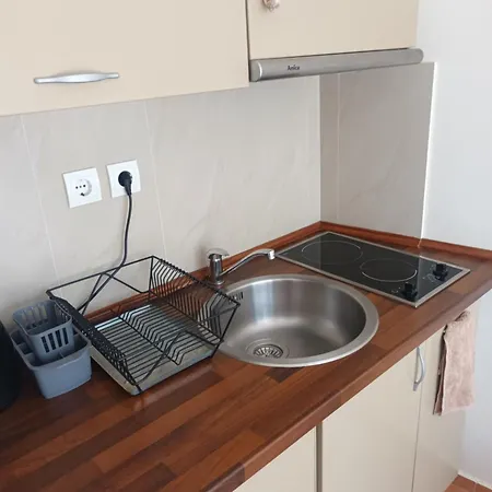 Marina Cape 89 Ахелой