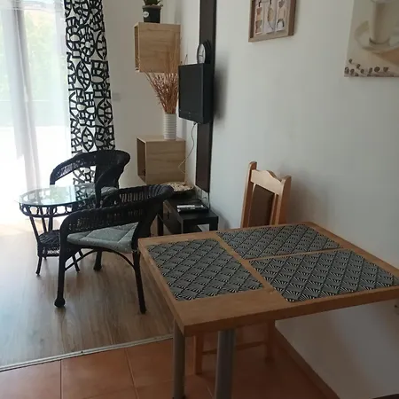 Appartement Marina Cape 89 *